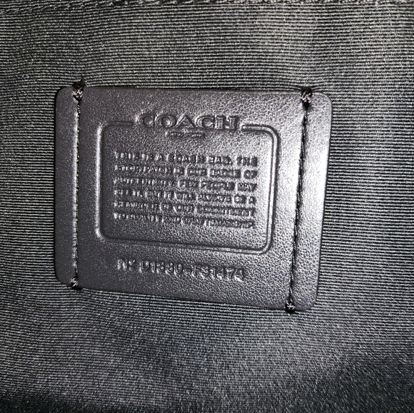 NWT Coach Casey Tote - Picture 7 of 9